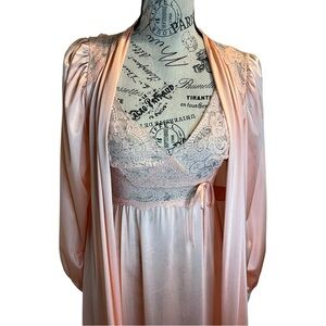Vintage Olga Body Lace Nightgown and Robe Set